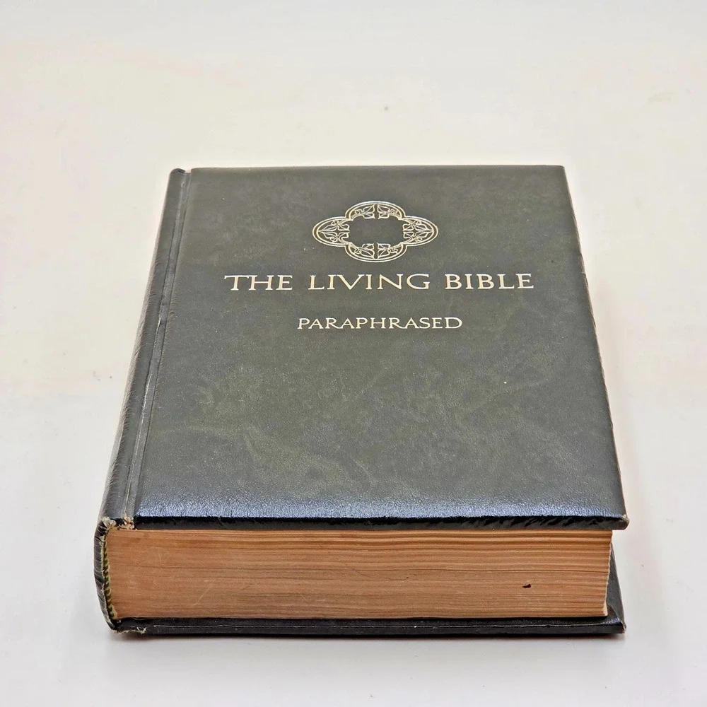 Vintage The Living Bible Paraphrased Tyndale 1973 Black Faux Leather Hardcover